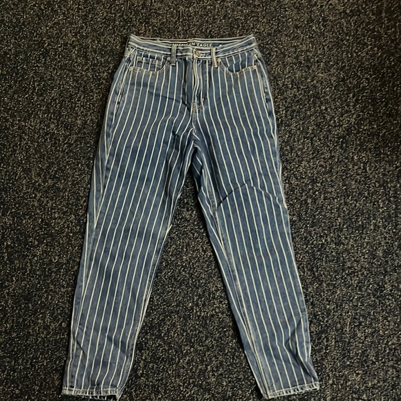 American Eagle striped mom jeans - Picture 1 of 2